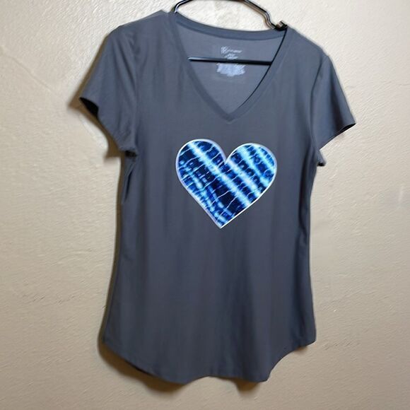 No Boundaries women's M(7-9) t-shirt gray "Heart" on front v-neck short sleeve - Picture 4 of 11